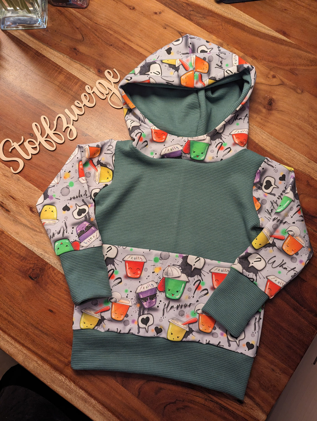Stoffliebe: Joghurt, Hoodies und kreative Kinderkleidung